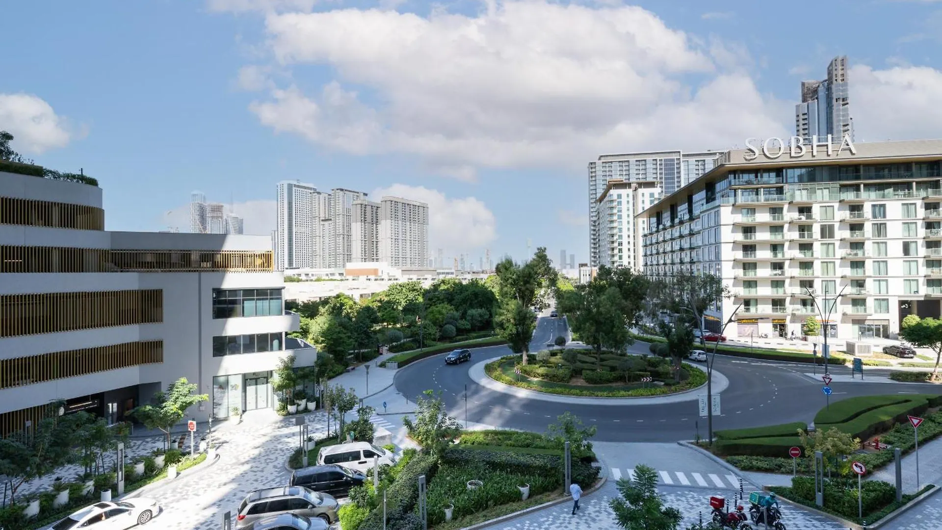 Apartment Luxury 1Br Featuring Guest & Study Room-Sobha Waves Dubai